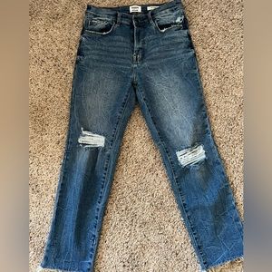 Denim jeans with holes. Kensie brand. Size 6.